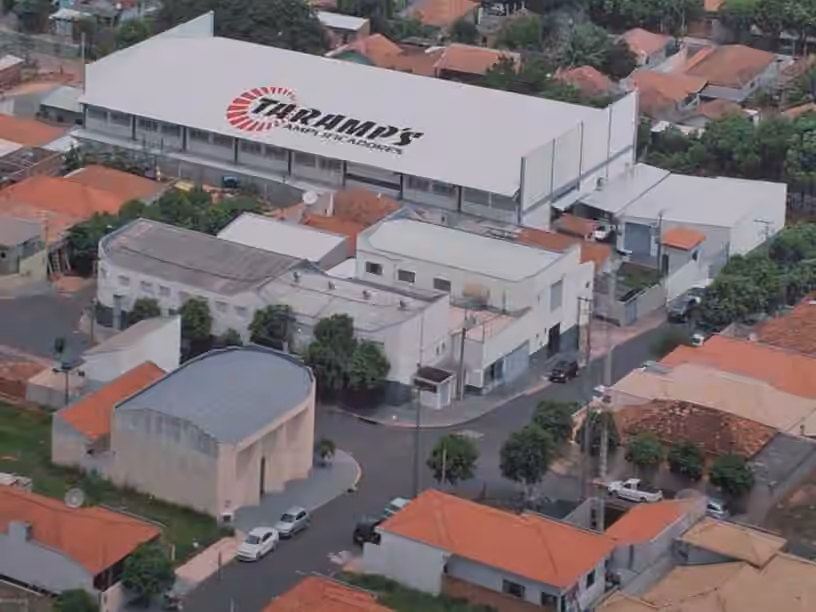 Fábrica Taramps Amplificadores 3