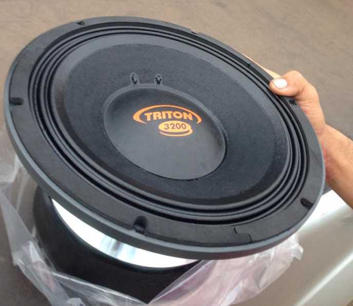 o que é um alto falante woofer